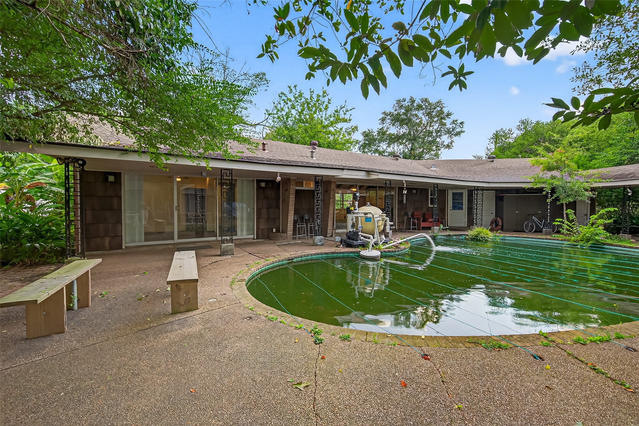 4628 Roseneath Drive, Unit A Houston, TX 77021 - Photo 17 of 21 Back patio with access to Koi Pond