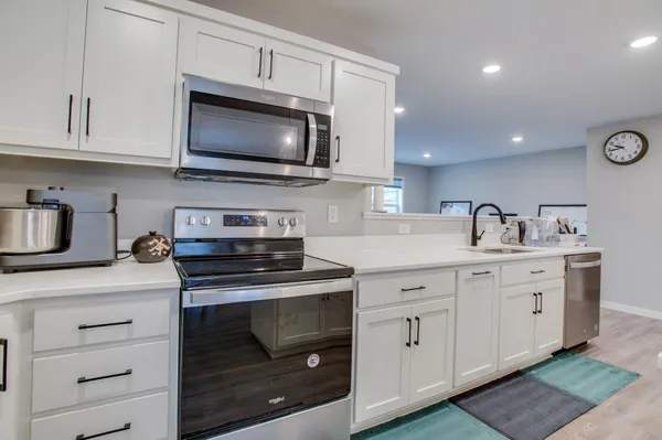 $345,000 | 628 10th Avenue North, Fargo, ND 58102