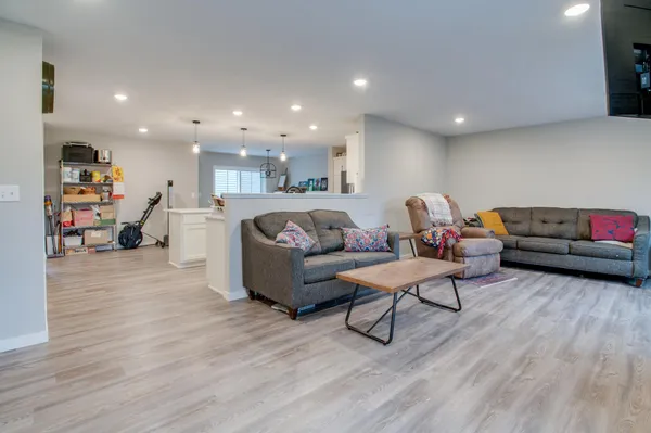 $345,000 | 628 10th Avenue North, Fargo, ND 58102