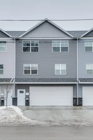 $345,000 | 628 10th Avenue North, Fargo, ND 58102