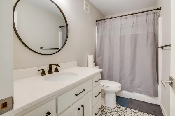 $345,000 | 628 10th Avenue North, Fargo, ND 58102
