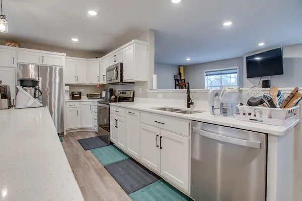 $345,000 | 628 10th Avenue North, Fargo, ND 58102