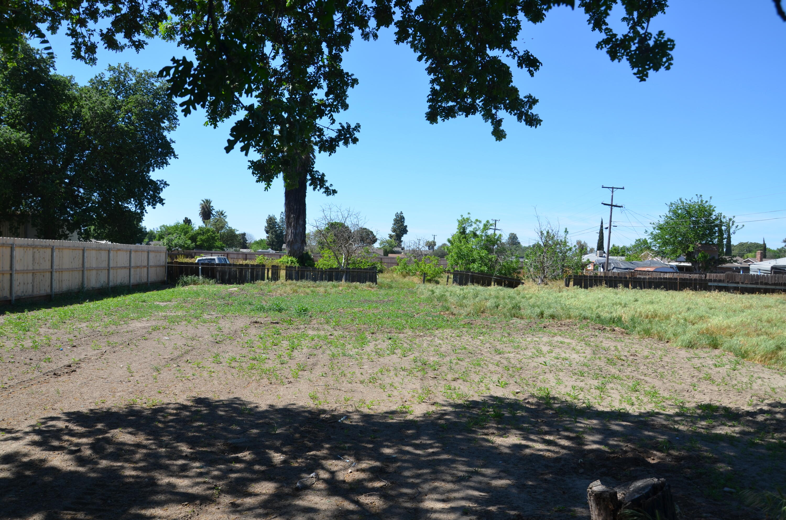 237 Smith Avenue Lemoore, CA 93245 - Photo 24 of 26 DSC_5036