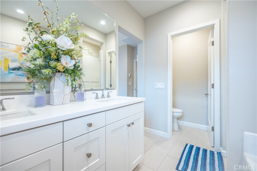 114 Falcon Ridge Irvine, CA 92618 - Photo 26 of 32