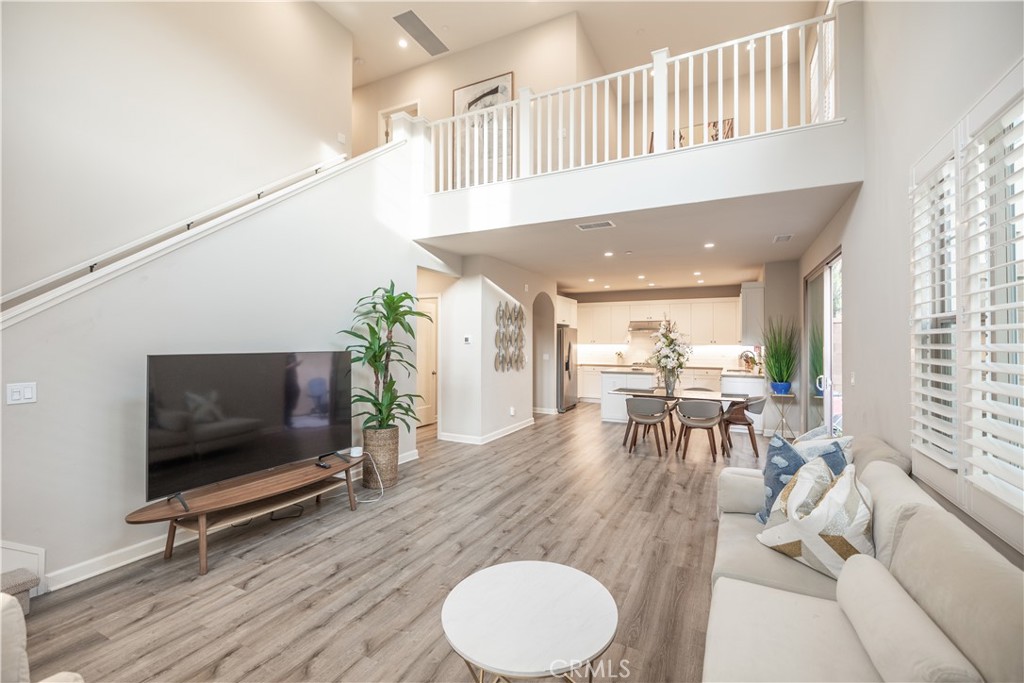 114 Falcon Ridge Irvine, CA 92618 - Photo 7 of 32