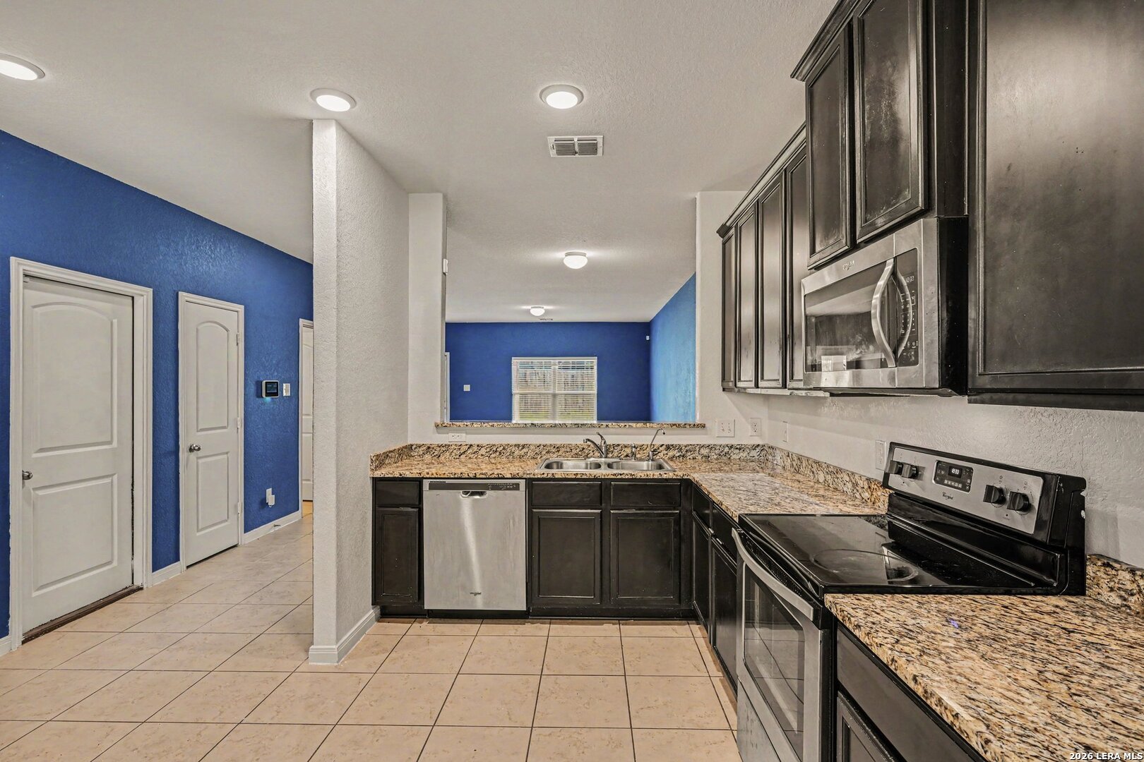 247 Azalea Way New Braunfels, TX 78132 - Photo 7 of 33