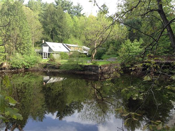 43 Country Club Road Greenfield, MA 01301 - Photo 1 of 30 Gallery Image 1