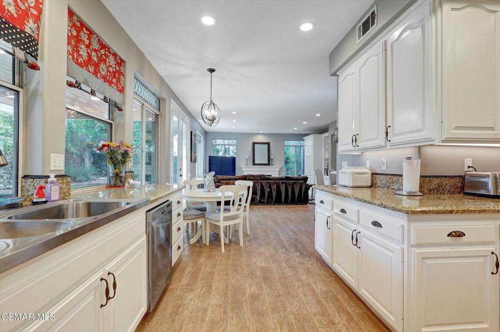 4395 Timberdale Road Moorpark, CA 93021 - Photo 22 of 46