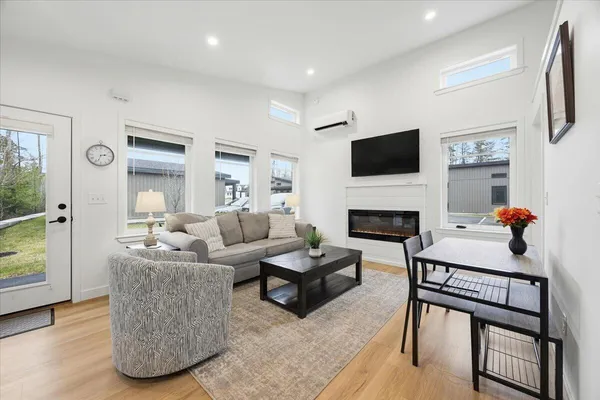 $425,000 | 17 Canter Way, Unit 17, Scarborough, ME 04074
