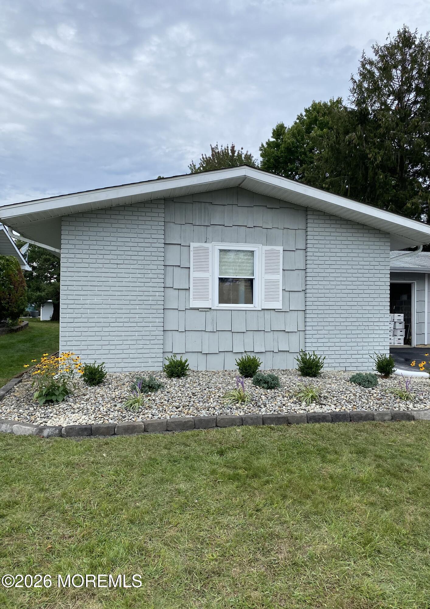 6 Patmore Road Brick, NJ 08724 - Photo 4 of 17 Landscaping