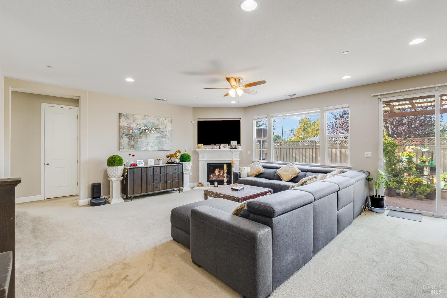 1715 Copperleaf Court Concord, CA 94519 - Photo 15 of 76