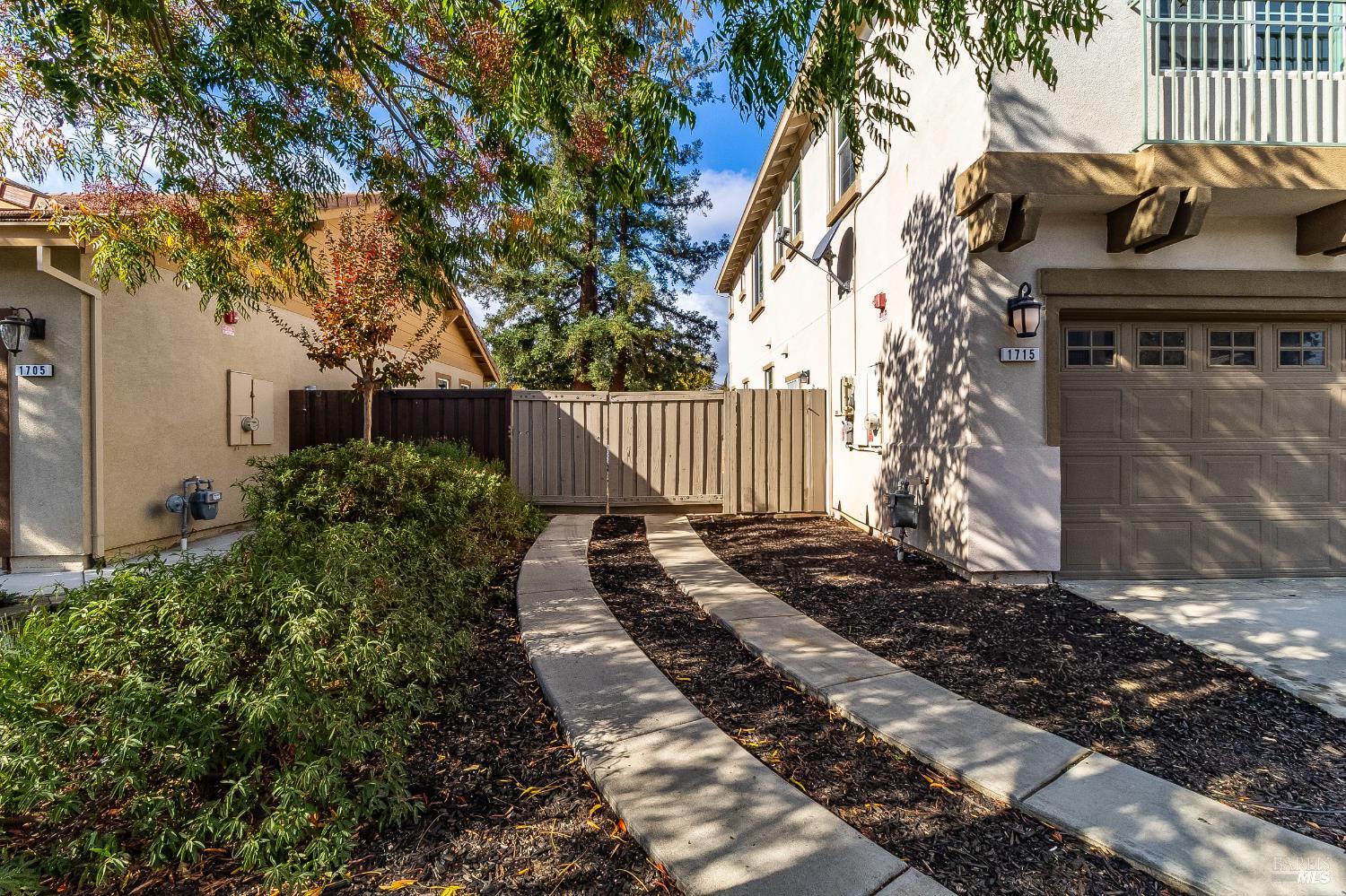 1715 Copperleaf Court Concord, CA 94519 - Photo 7 of 76