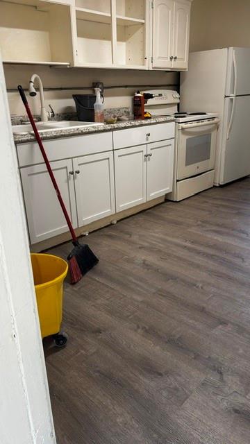 8903 East Winner Road Independence, MO 64053 - Photo 2 of 16
