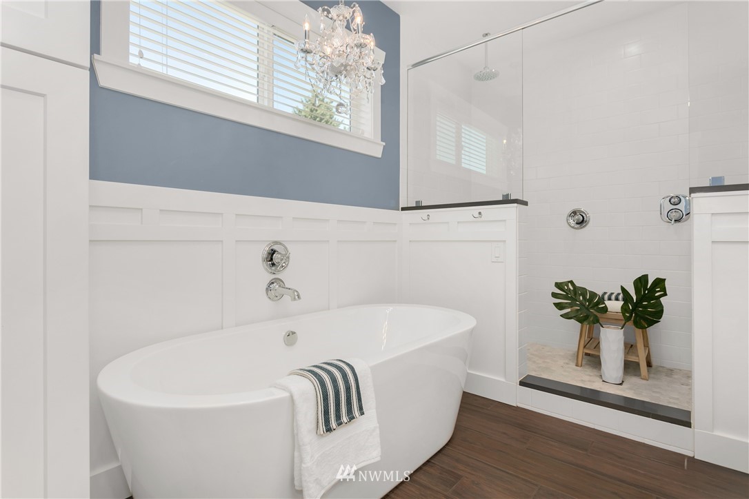 335 Northeast 90th Street Seattle, WA 98115 - Photo 11 of 22