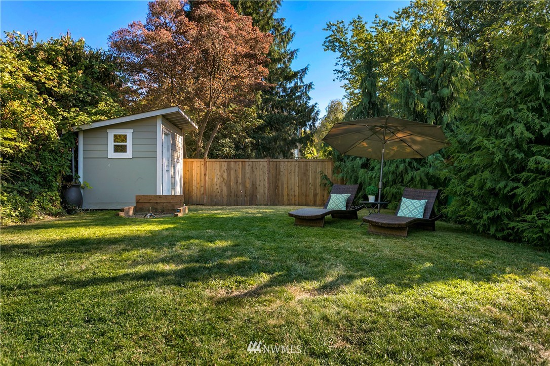 335 Northeast 90th Street Seattle, WA 98115 - Photo 21 of 22