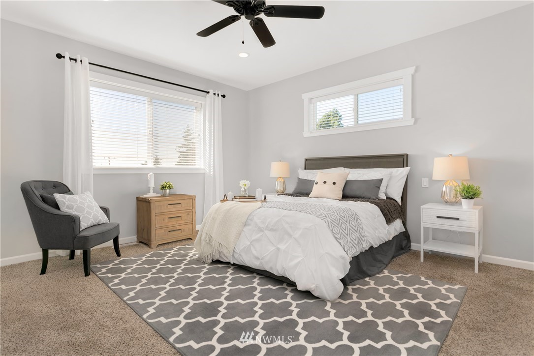 335 Northeast 90th Street Seattle, WA 98115 - Photo 8 of 22