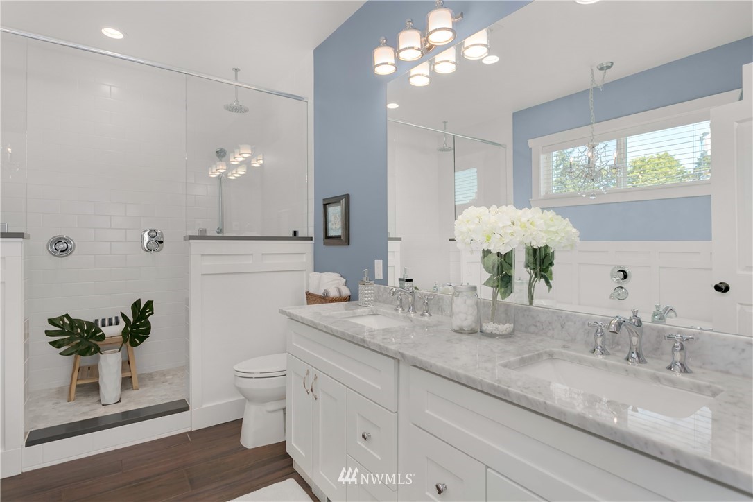 335 Northeast 90th Street Seattle, WA 98115 - Photo 10 of 22