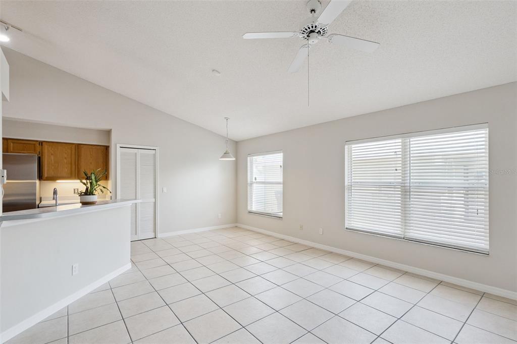 948 Rivecon Avenue Orlando, FL 32825 - Photo 6 of 20