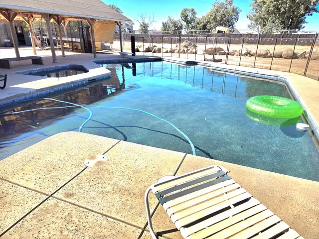 $825,000 | 16448 Monreal Road, Madera, CA 93636