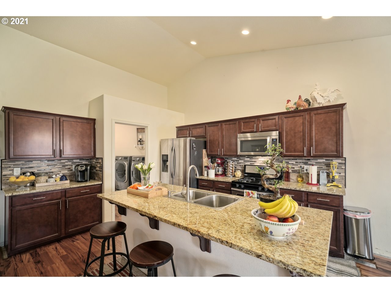 3111 Reed Avenue Woodburn, OR 97071 - Photo 4 of 32 Gallery Image 4