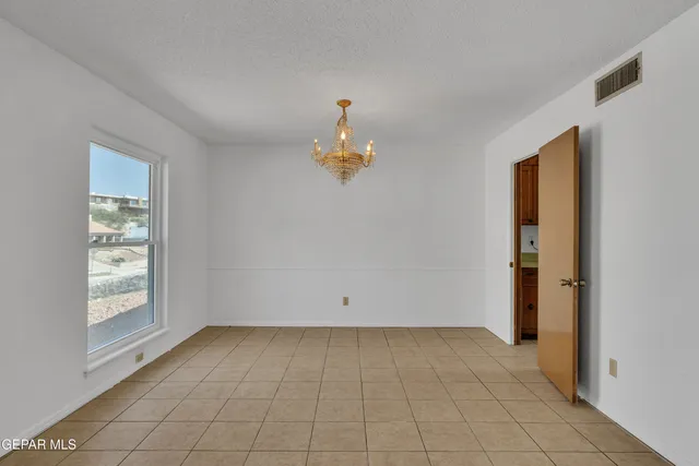 $354,900 | 3220 Zion Lane, El Paso, TX 79904