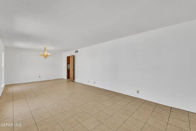 $354,900 | 3220 Zion Lane, El Paso, TX 79904