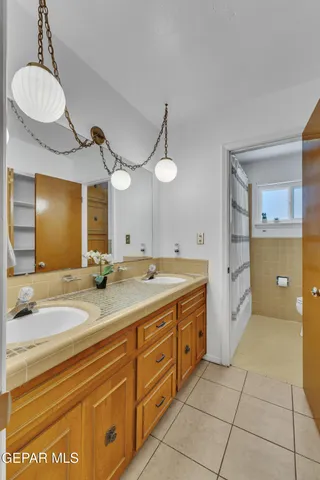 $354,900 | 3220 Zion Lane, El Paso, TX 79904