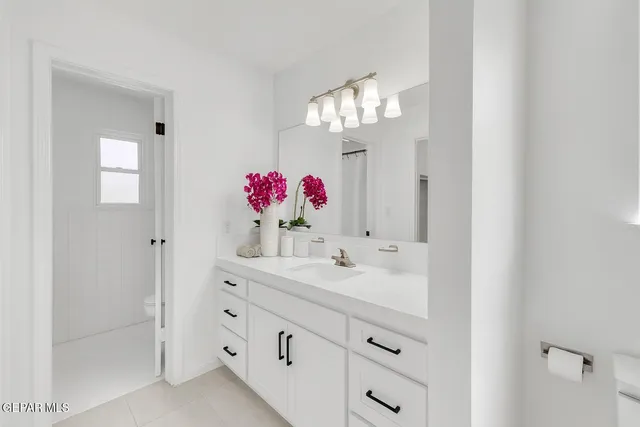 $354,900 | 3220 Zion Lane, El Paso, TX 79904