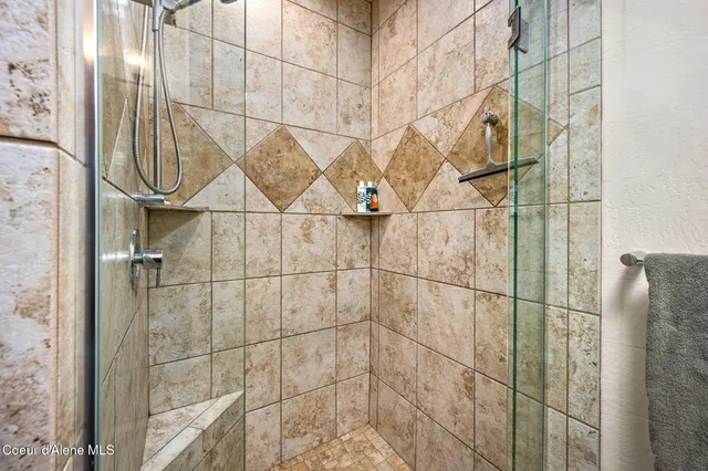 $899,875 | 1997 East Avondale Lane, Hayden, ID 83835