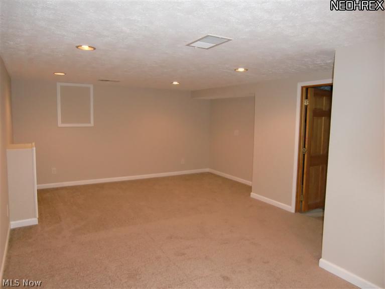 3877 Montevista Road Cleveland Heights, OH 44121 - Photo 18 of 25