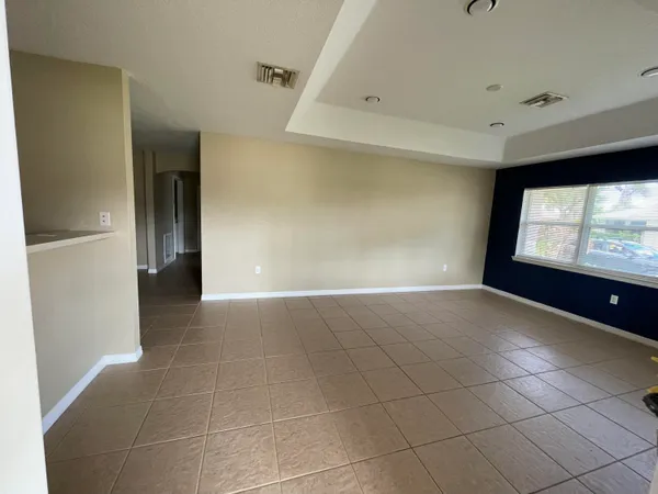 $1,725 | 1767 North Dovetail Drive, Unit C, Fort Pierce, FL 34982