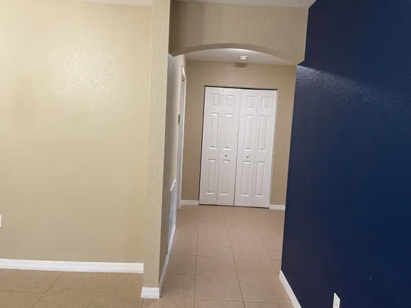 $1,725 | 1767 North Dovetail Drive, Unit C, Fort Pierce, FL 34982