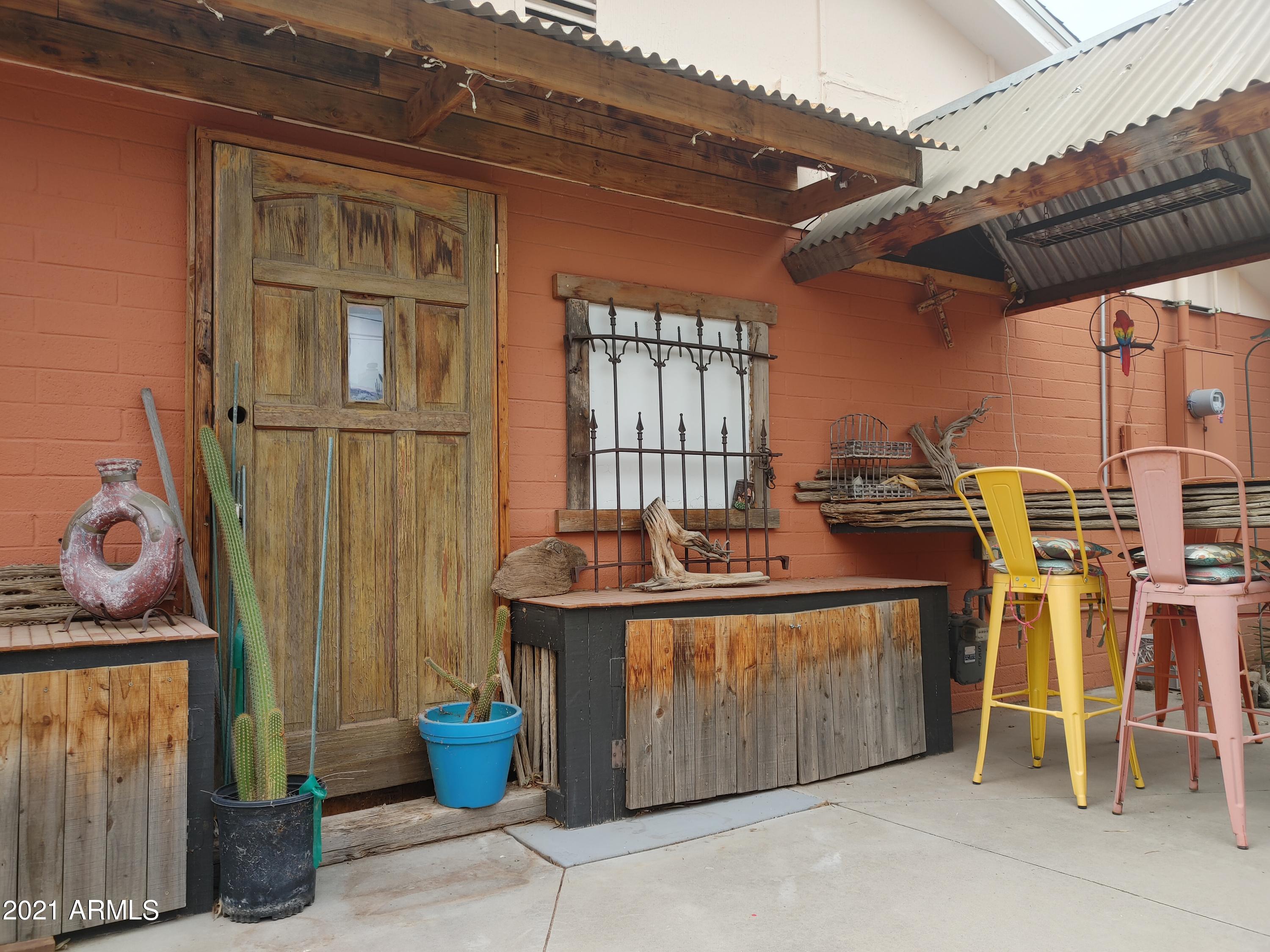 408 Jamestown Road Kearny, AZ 85137 - Photo 18 of 37 20210323_114612_HDR