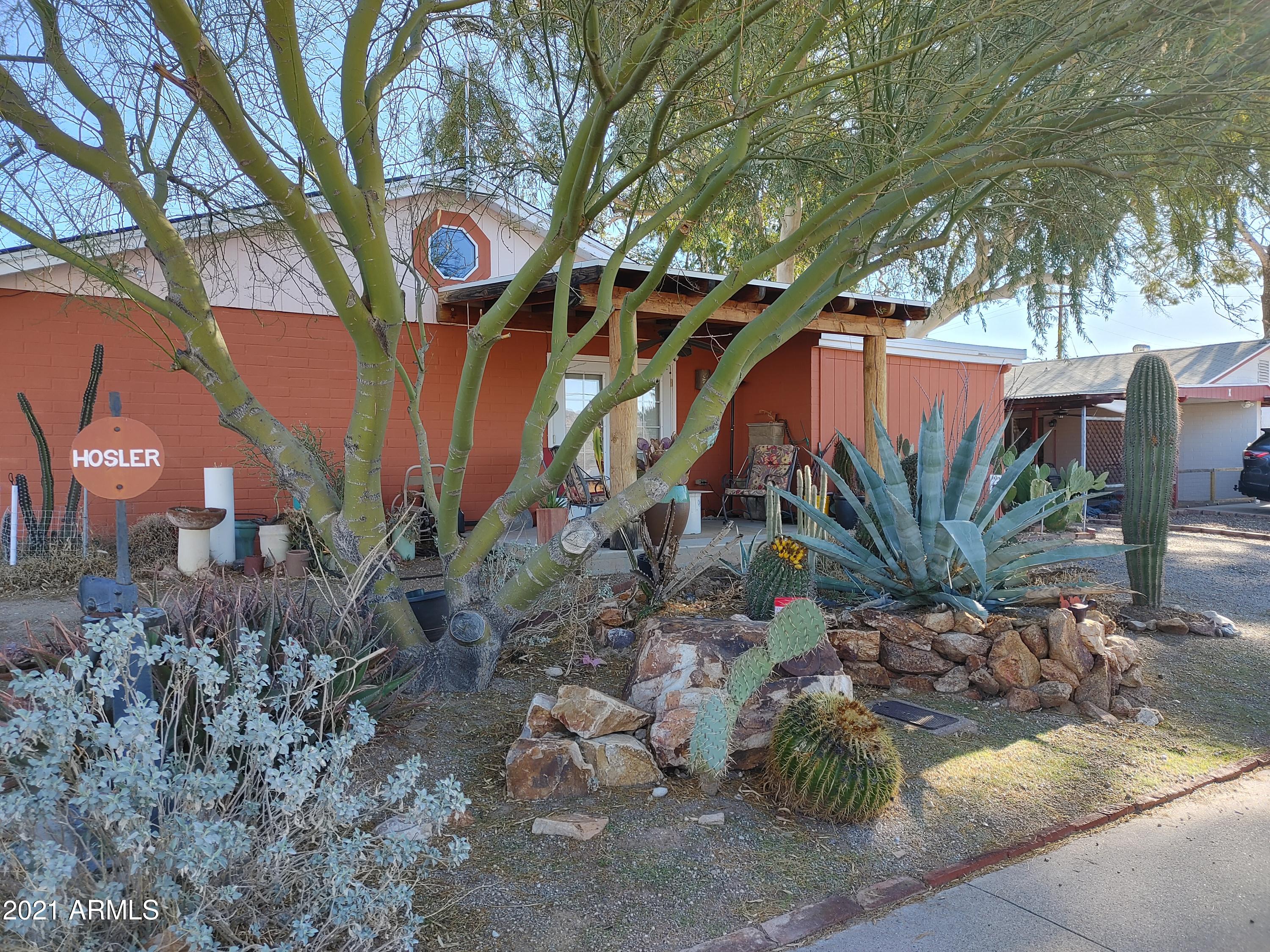 408 Jamestown Road Kearny, AZ 85137 - Photo 2 of 37 20210204_094511_HDR