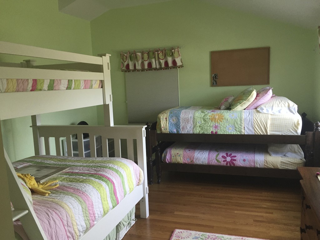 239 Howland Road Westport, MA 02790 - Photo 6 of 10 Gallery Image 6