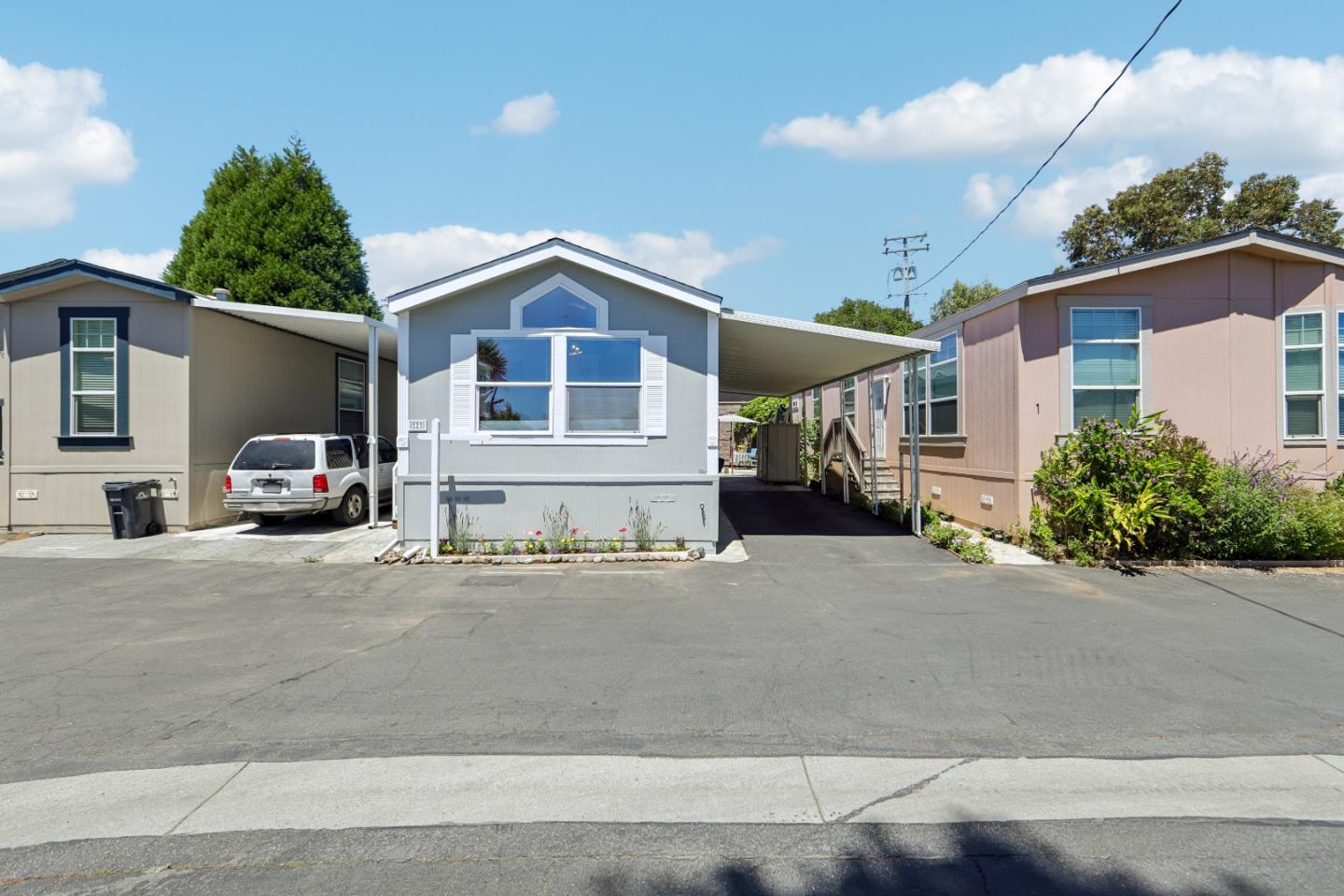 930 Rosedale Avenue, Unit 2 Capitola, CA 95010 - Photo 2 of 28