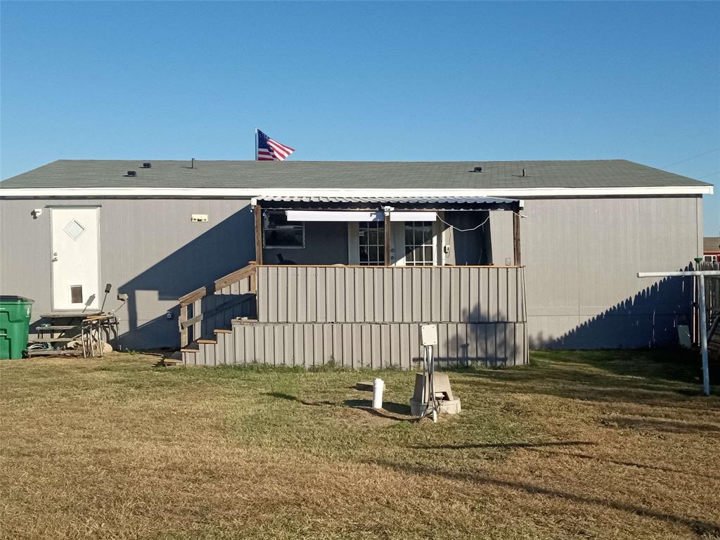 1001 Elizabeth Coleman, TX 76834 - Photo 30 of 32 a view of a house with a park