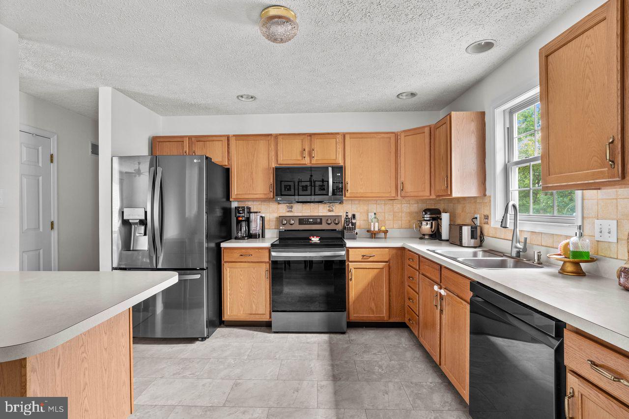 109 Schell Run Lane Tyrone, PA 16686 - Photo 9 of 30 Kitchen