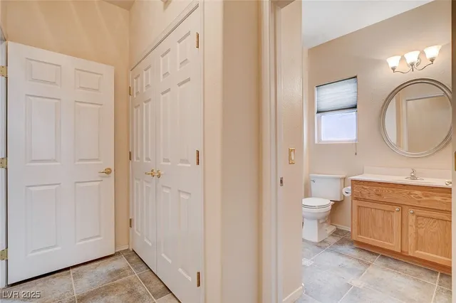 $2,100 | 1684 Rockcrest Hills Avenue, Henderson, NV 89052