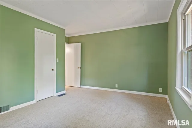 $399,900 | 820 West Lake Shore Drive, Springfield, IL 62712