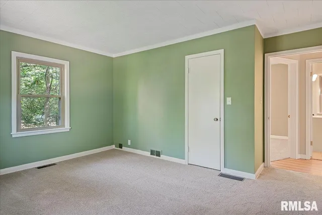 $399,900 | 820 West Lake Shore Drive, Springfield, IL 62712