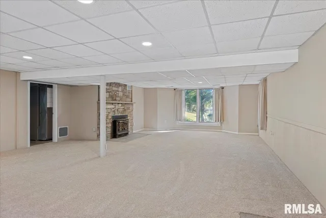 $399,900 | 820 West Lake Shore Drive, Springfield, IL 62712