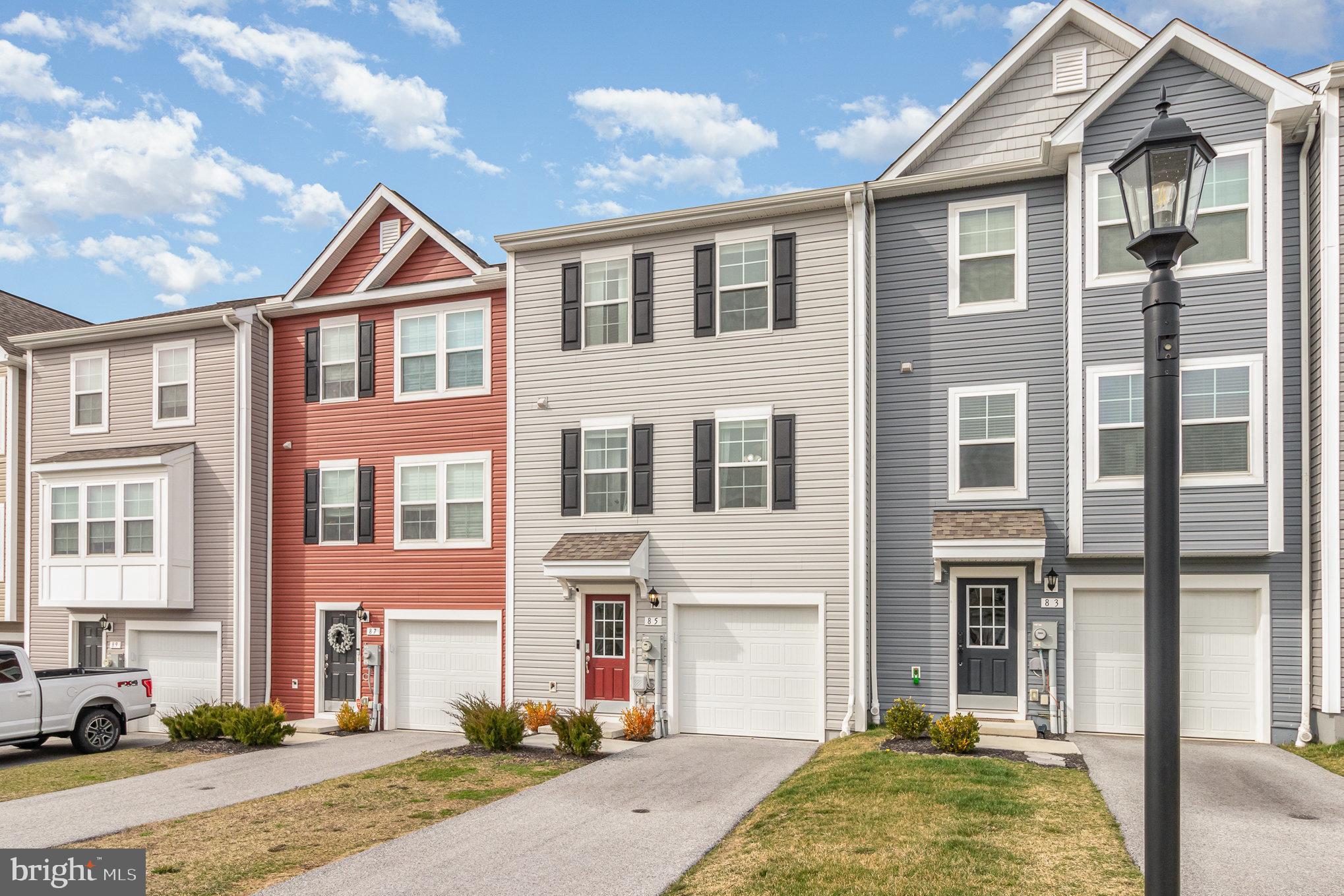 85 Ayrshire Drive Hanover, PA 17331 - Photo 3 of 28