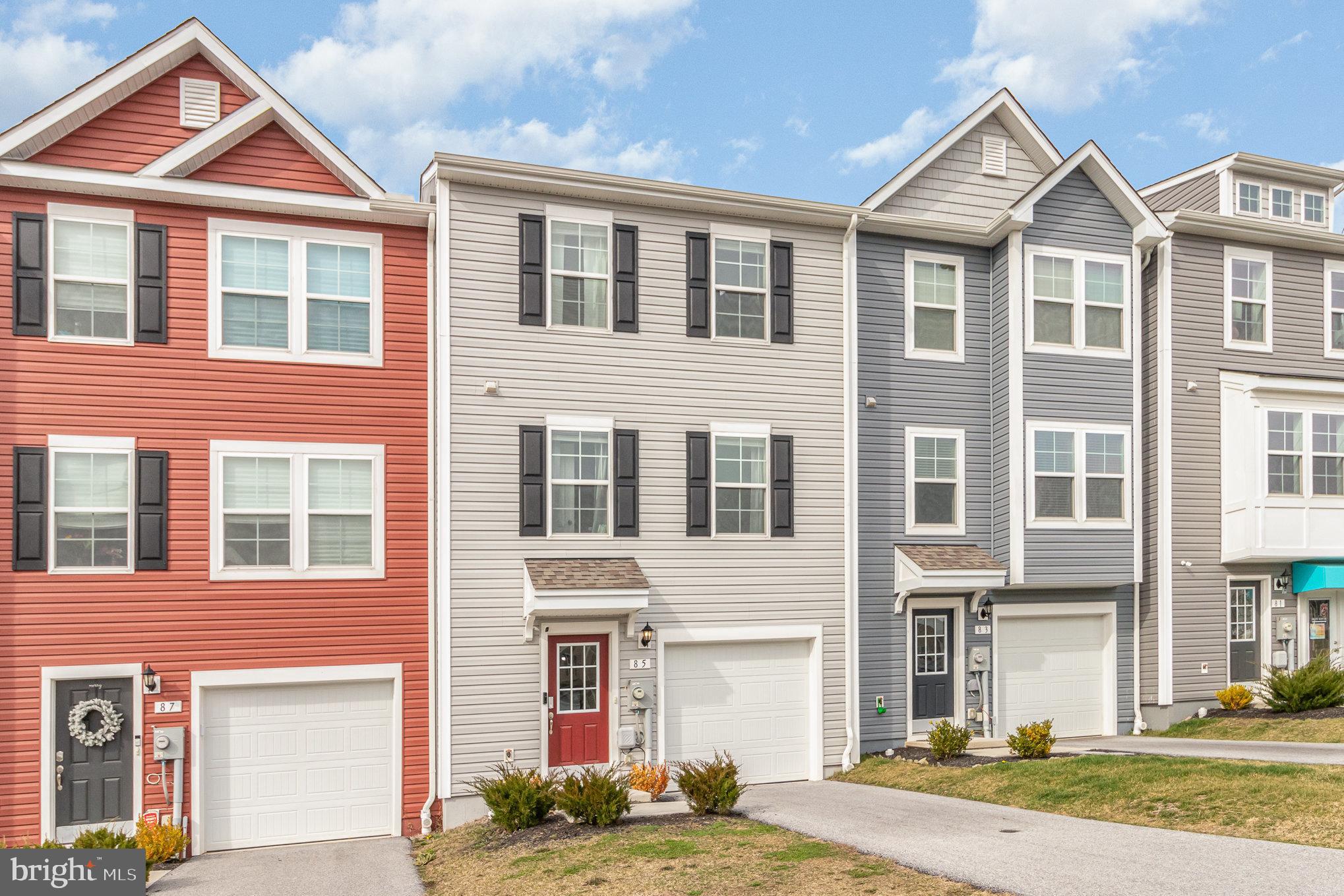 85 Ayrshire Drive Hanover, PA 17331 - Photo 4 of 28