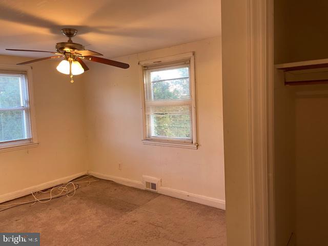 5000 West Hills Road Baltimore, MD 21229 - Photo 11 of 26 Second bedroom & closet