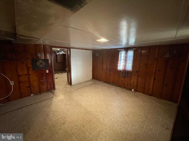 5000 West Hills Road Baltimore, MD 21229 - Photo 17 of 26 Front of basement