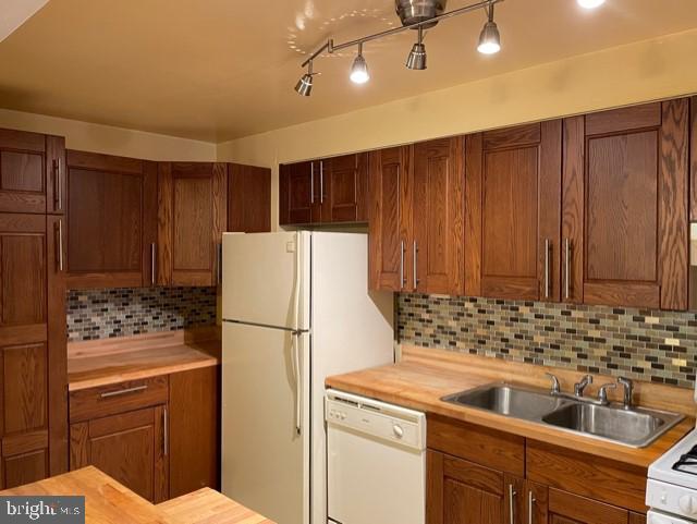 5000 West Hills Road Baltimore, MD 21229 - Photo 7 of 26