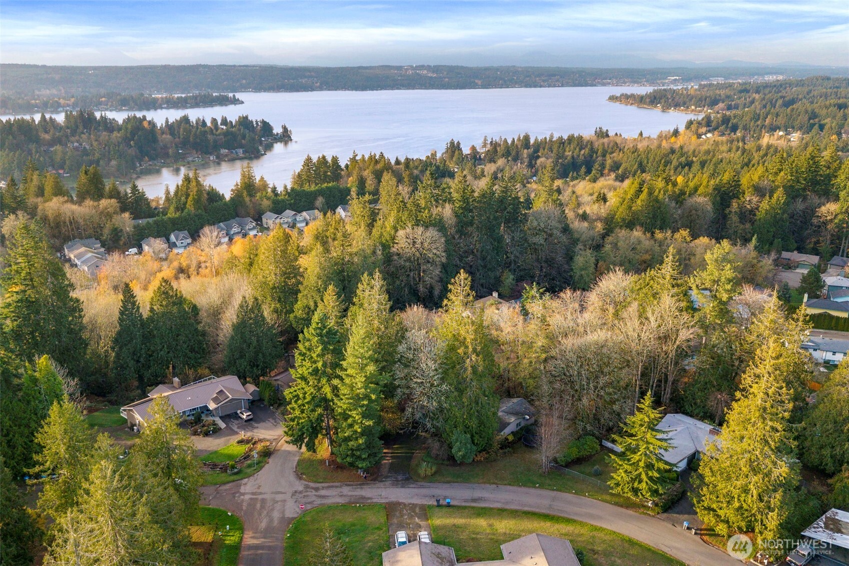 203 Northeast Alnus Way Bremerton, WA 98310 - Photo 36 of 38