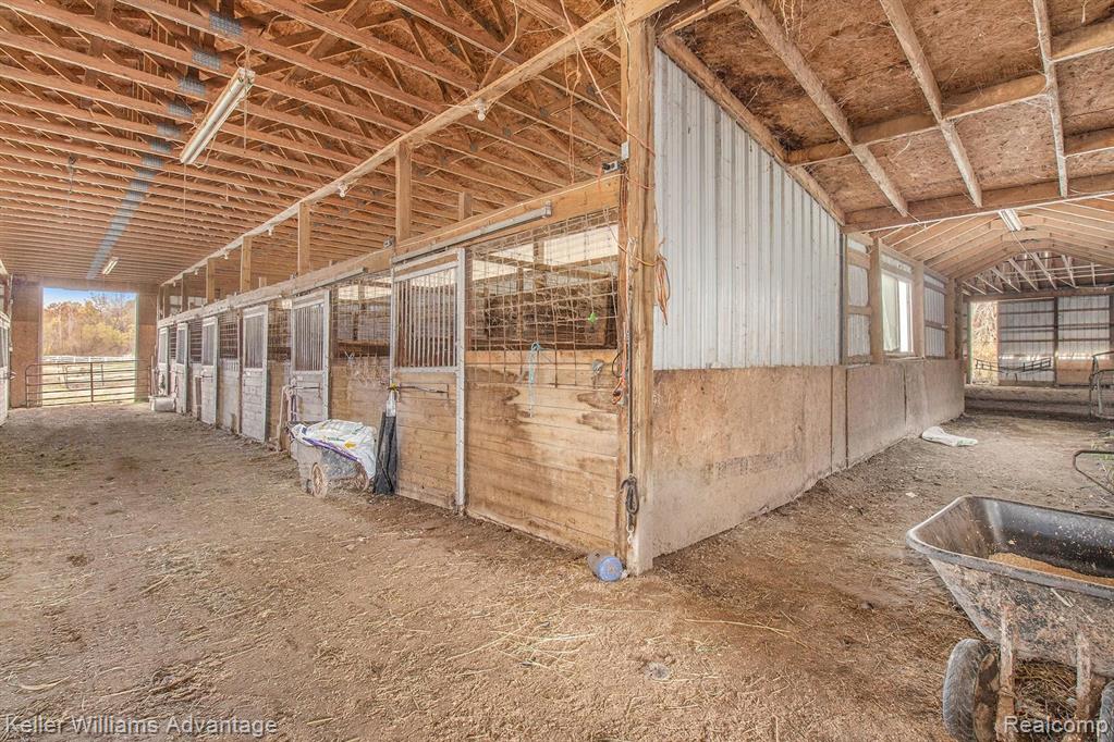 27400 Romine Road New Boston, MI 48164 - Photo 29 of 48 Gallery Image 29