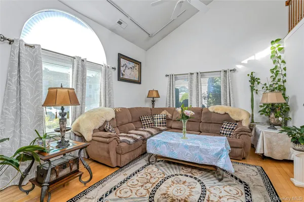 $510,000 | 24 Leisure Way, Mohegan Lake, NY 10547